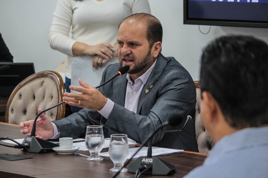 Deputado Cirone Deiró defende aprovação da lei de regularização fundiária e urbana para o avanço do estado