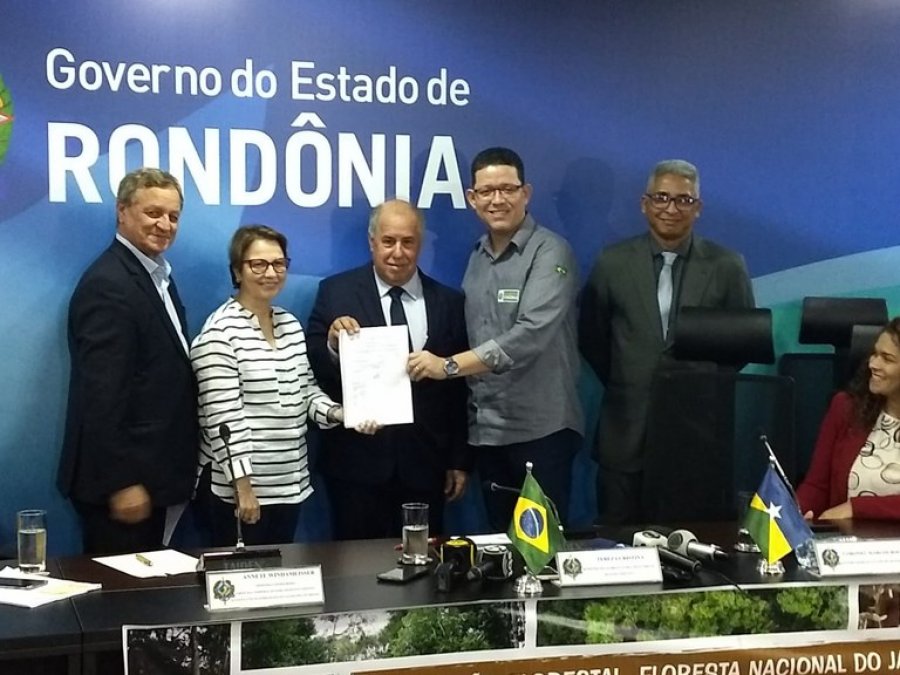 Em Rondônia, ministra destaca que concessão florestal permite preservação e combate à ilegalidade