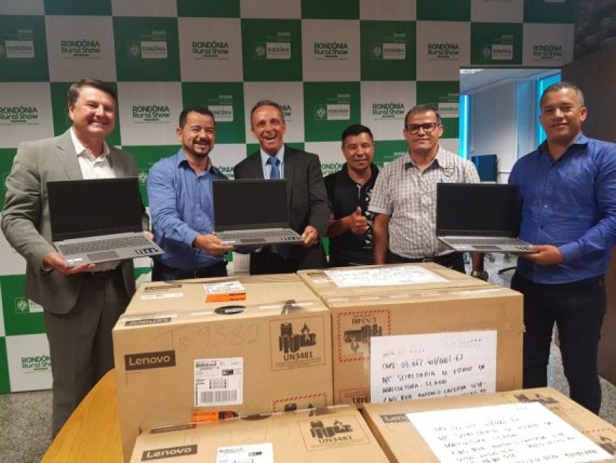 Seagri entrega equipamentos de informática à Emater-RO para fortalecer os serviços de assistência técnica no campo