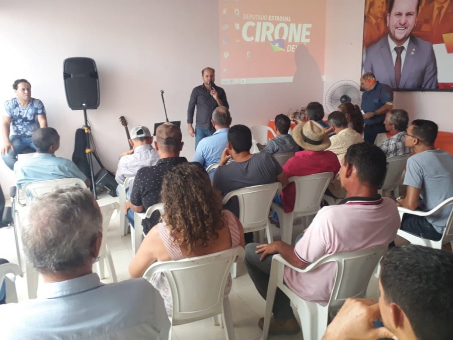 Cirone Deiró realiza reunião em Cacoal com presidentes de associações e cooperativas rurais