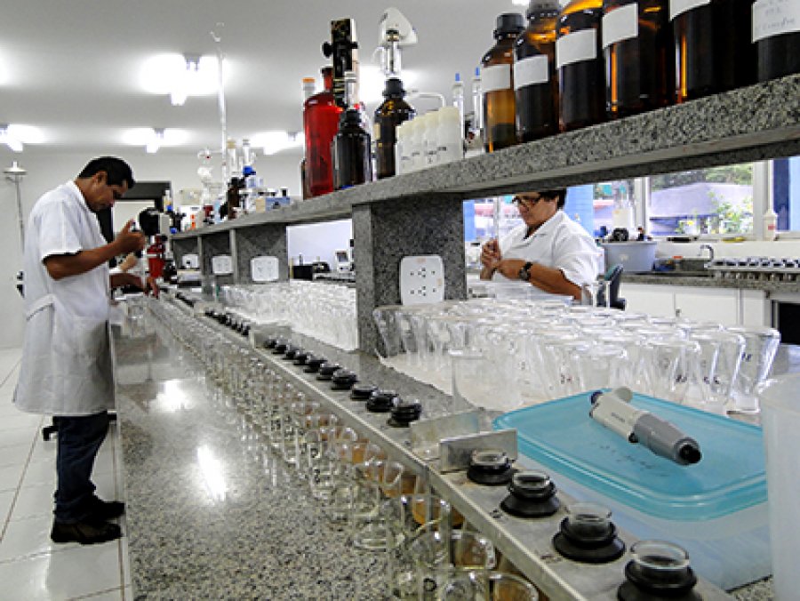 Laboratório de Solos da Embrapa Rondônia está entre os dez melhores do País