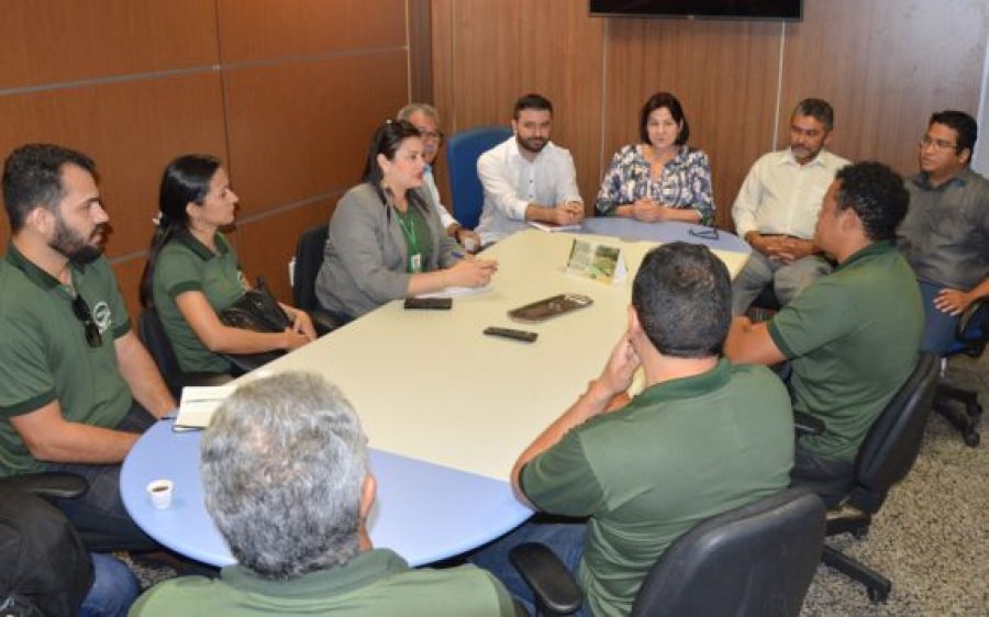 Técnicos do Amapá visitam instalações da cadeia piscícola em Rondônia